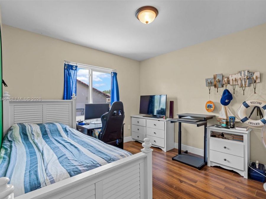 Property Image 35