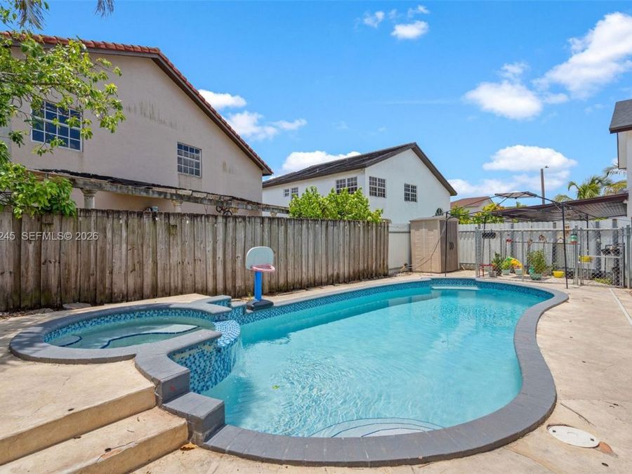 Property Image 43