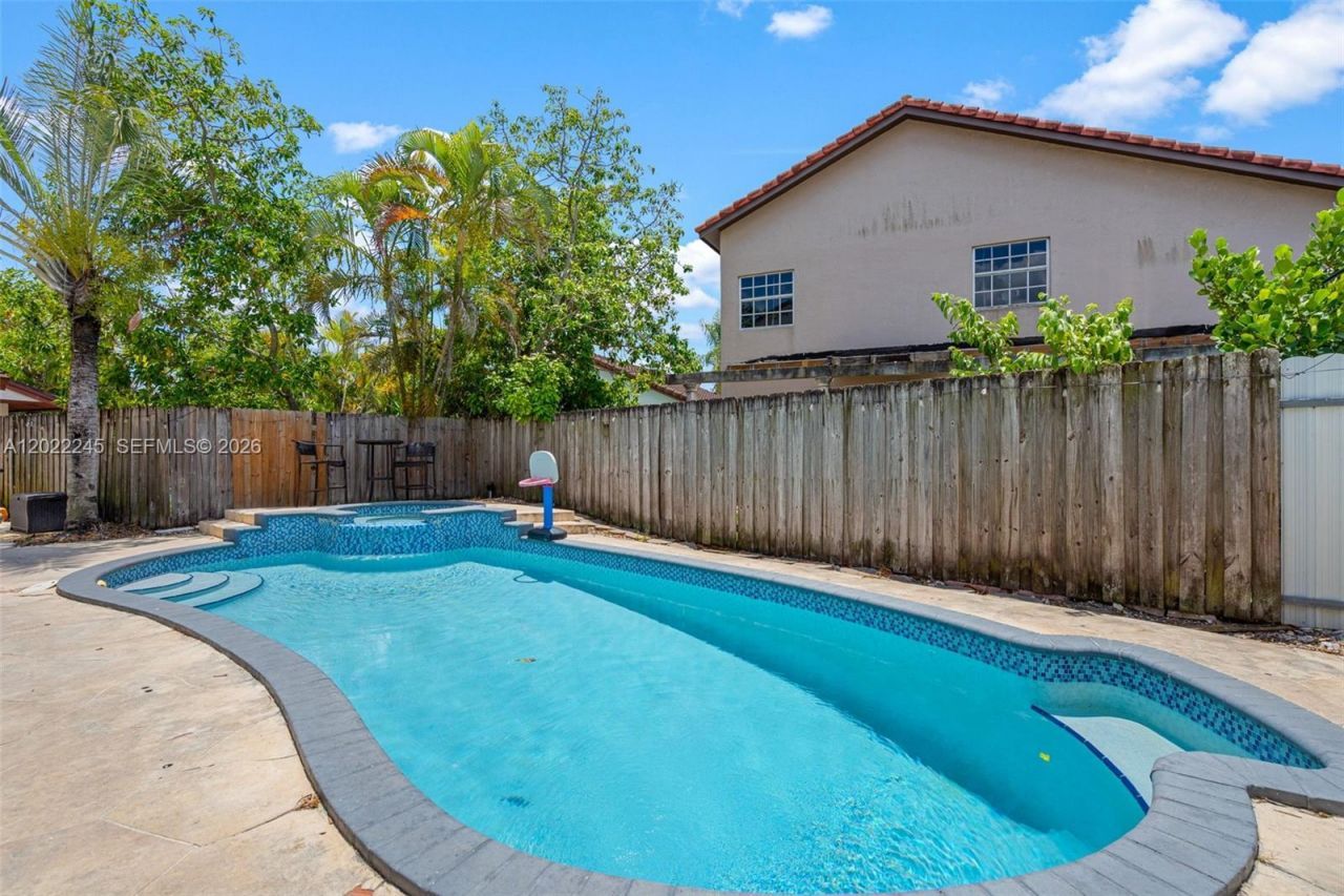 15530 SW 59th St , Miami, FL 33193 Photo