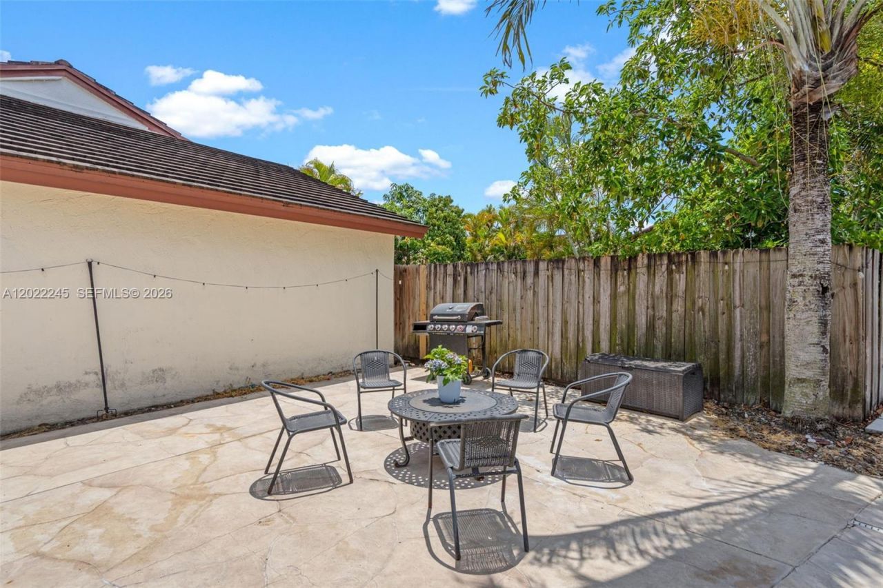 15530 SW 59th St , Miami, FL 33193 Photo