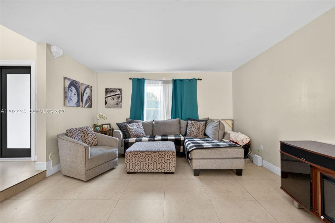 15530 SW 59th St , Miami, FL 33193 Photo