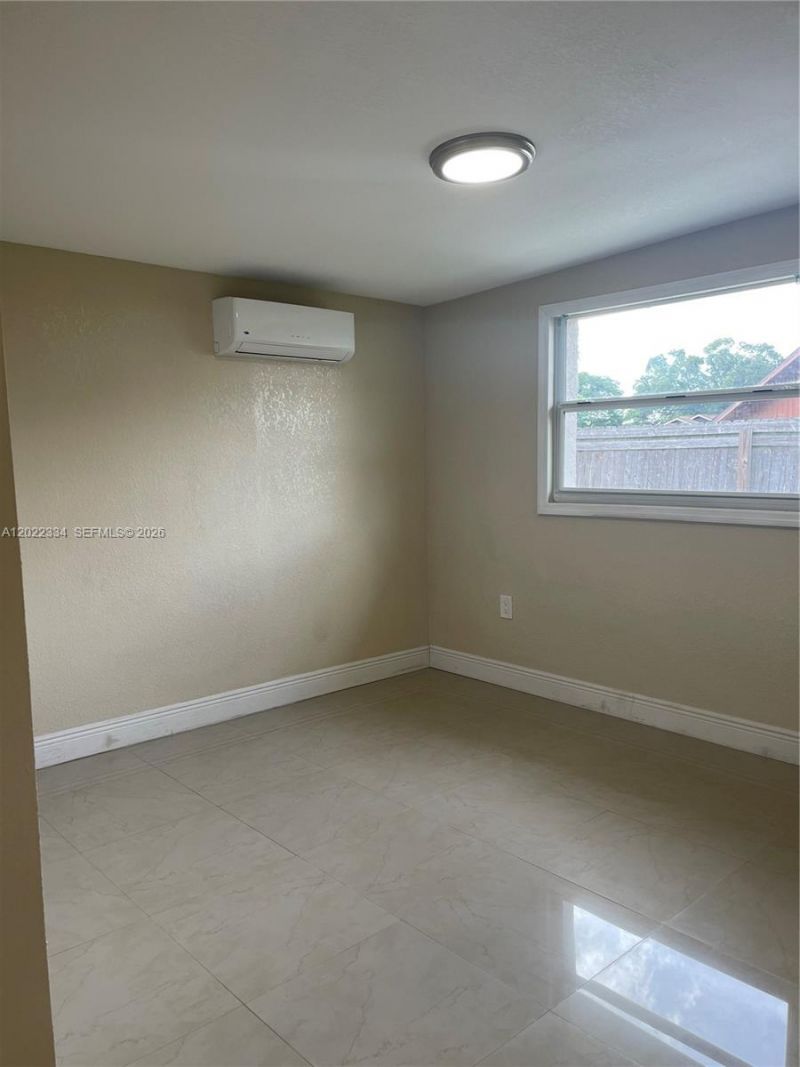 4617 Navarre Ave, Unit B, Sebring, FL 33872 Photo