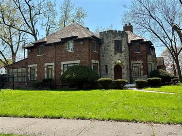 14590 Abington Avenue, Detroit, MI 48227