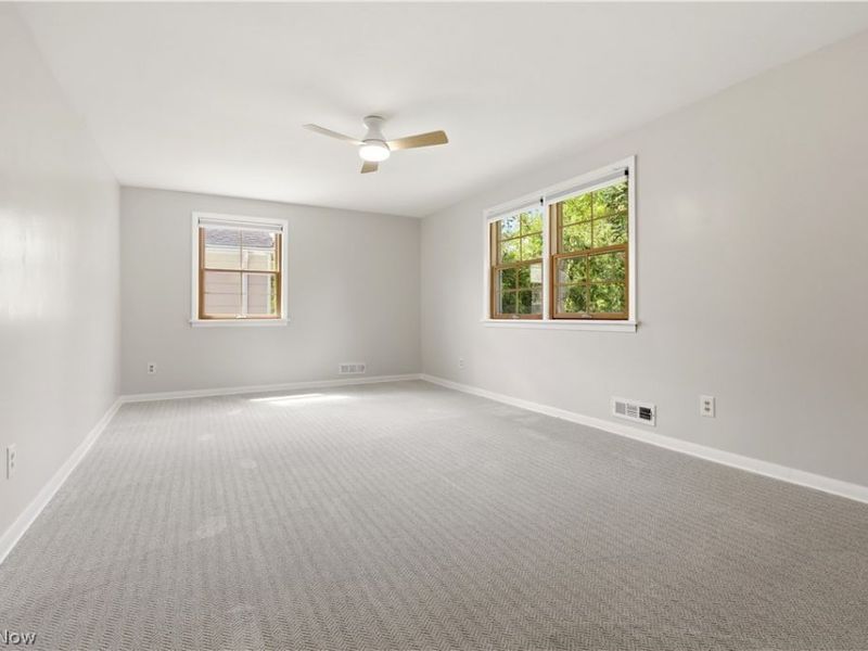 2056 Laurel Hill Drive, South Euclid, OH 44121 Photo 20