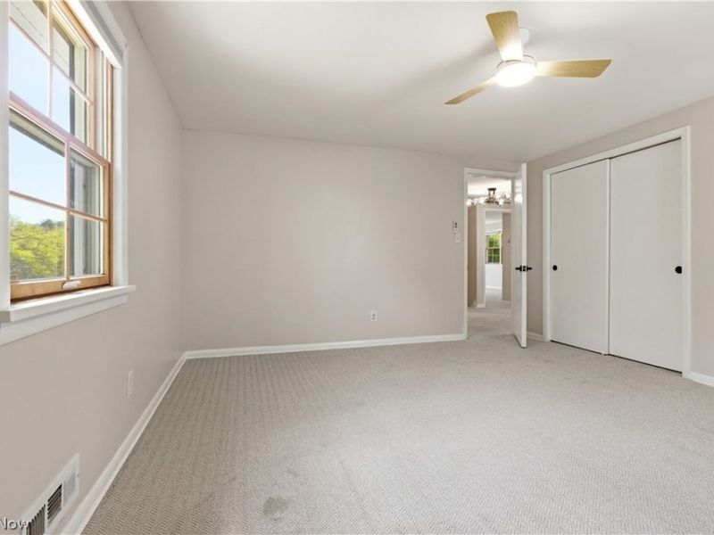 2056 Laurel Hill Drive, South Euclid, OH 44121 Photo 23
