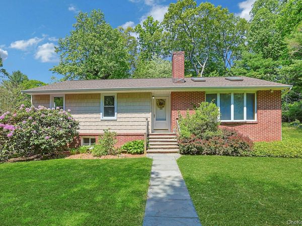 24 Virginia Lane , Thornwood, NY 10594