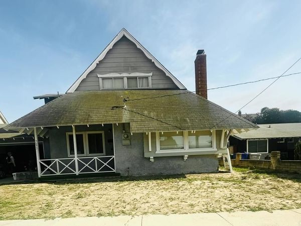7077 La Sena, San Diego, CA 92114