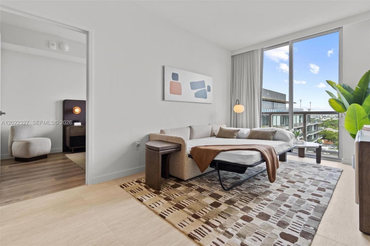 1611 SW 2nd Ave, Unit 817, Miami, FL 33129 Photo