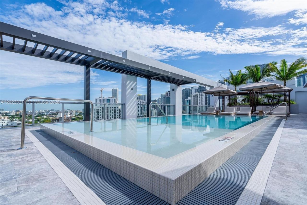 1611 SW 2nd Ave, Unit 817, Miami, FL 33129 Photo