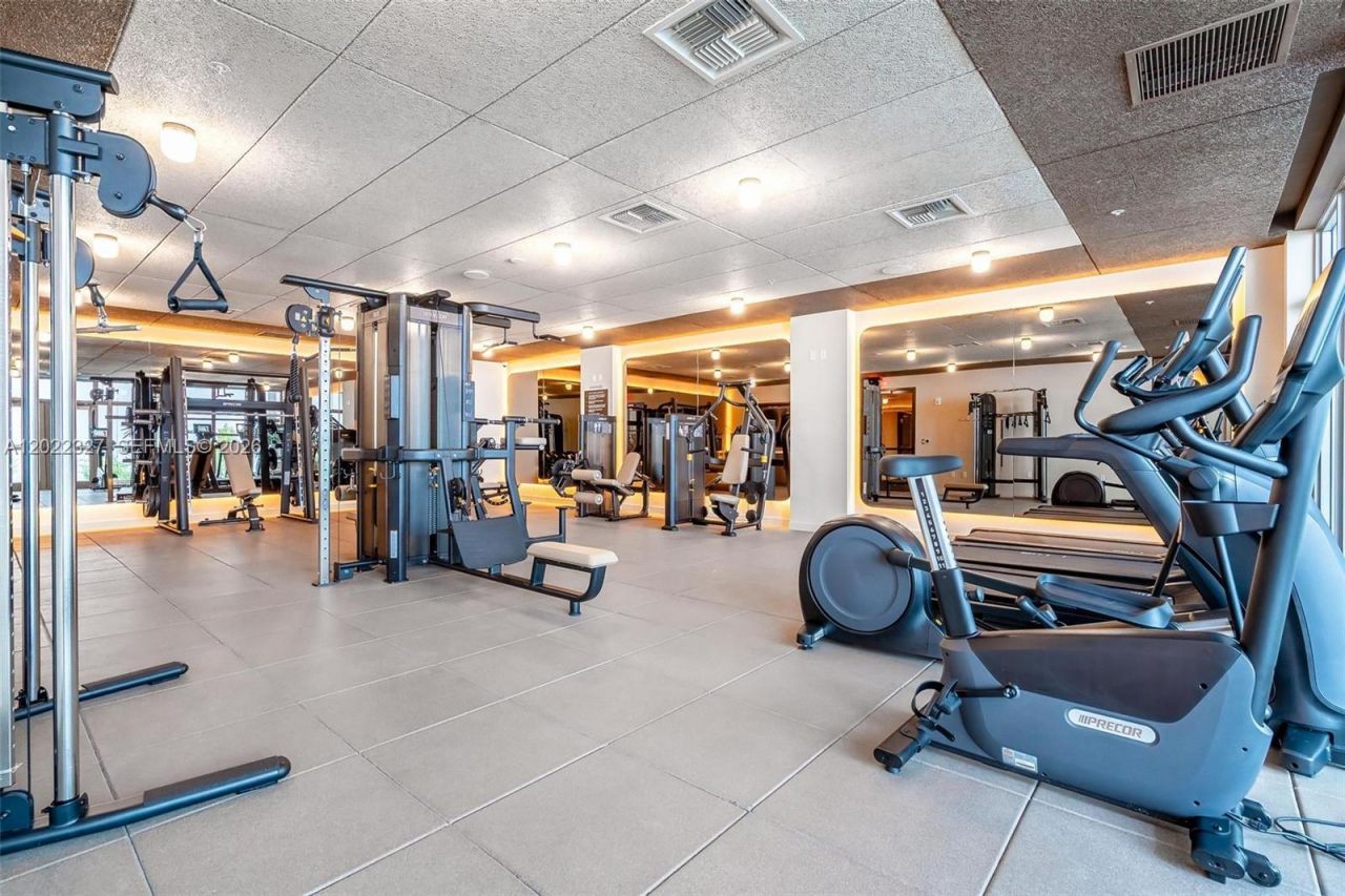 1611 SW 2nd Ave, Unit 817, Miami, FL 33129 Photo