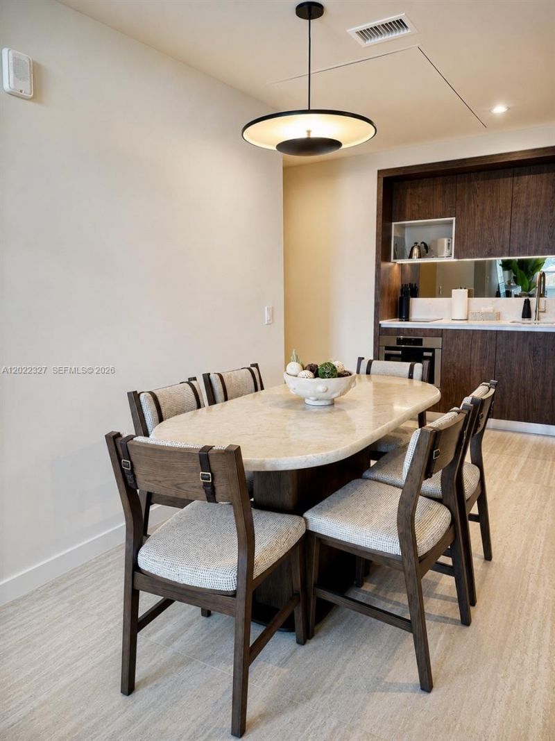 1611 SW 2nd Ave , Unit 817, Miami, FL 33129 Photo