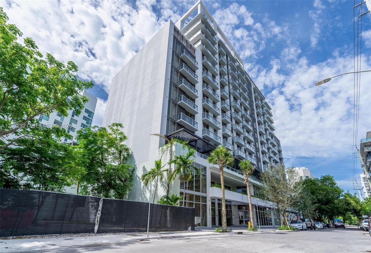 1611 SW 2nd Ave, Unit 817, Miami, FL 33129 Photo