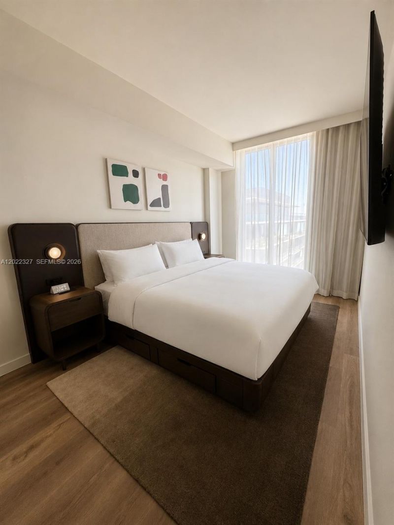 1611 SW 2nd Ave , Unit 817, Miami, FL 33129 Photo