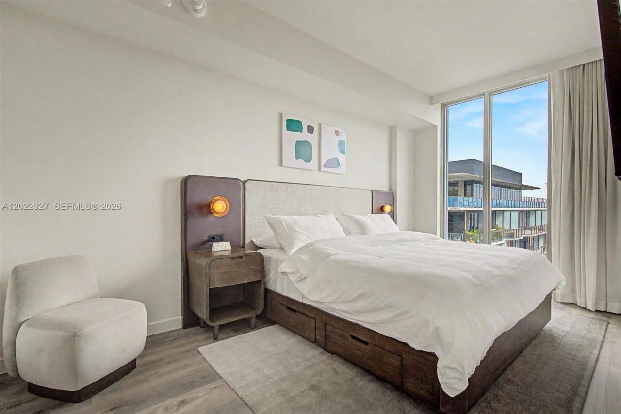 1611 SW 2nd Ave, Unit 817, Miami, FL 33129 Photo