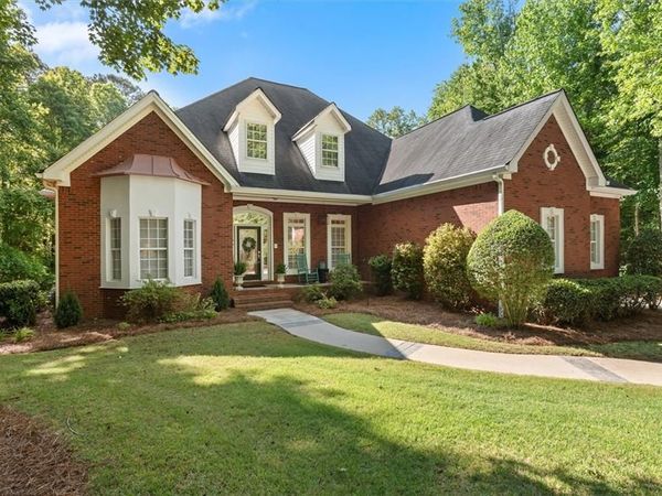 4310 Winslow Court , Douglasville, GA 30135