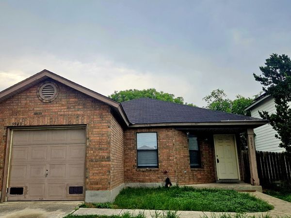 9943 SUNSET PL, San Antonio, TX 78245