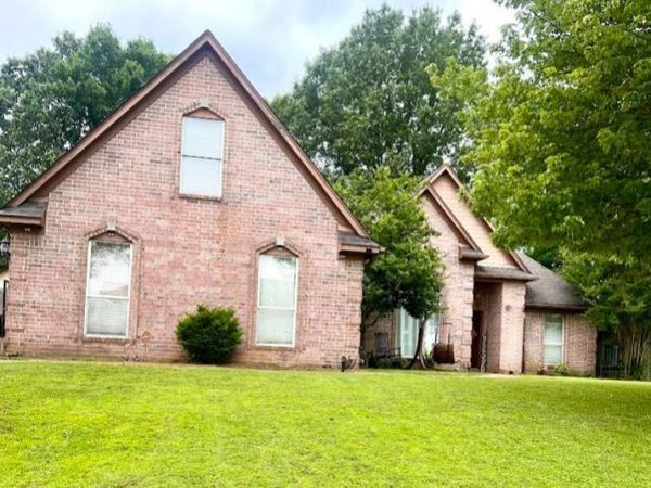 5409 Doe Lane, Southaven, MS 38671