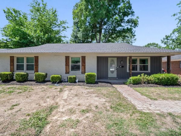 1123 S PERKINS RD, Memphis, TN 38117