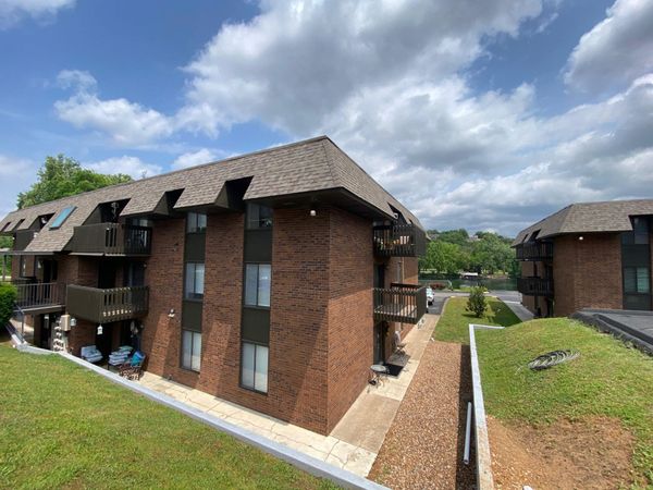 120 Wilshire Drive, Unit 19, Hollister, MO 65672
