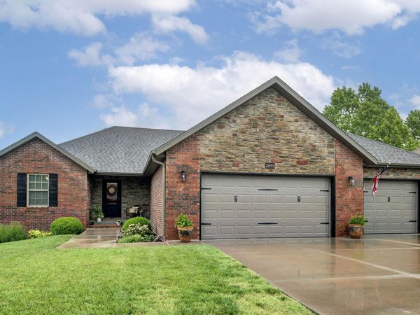 2695 W Fishhook Avenue , Ozark, MO 65721