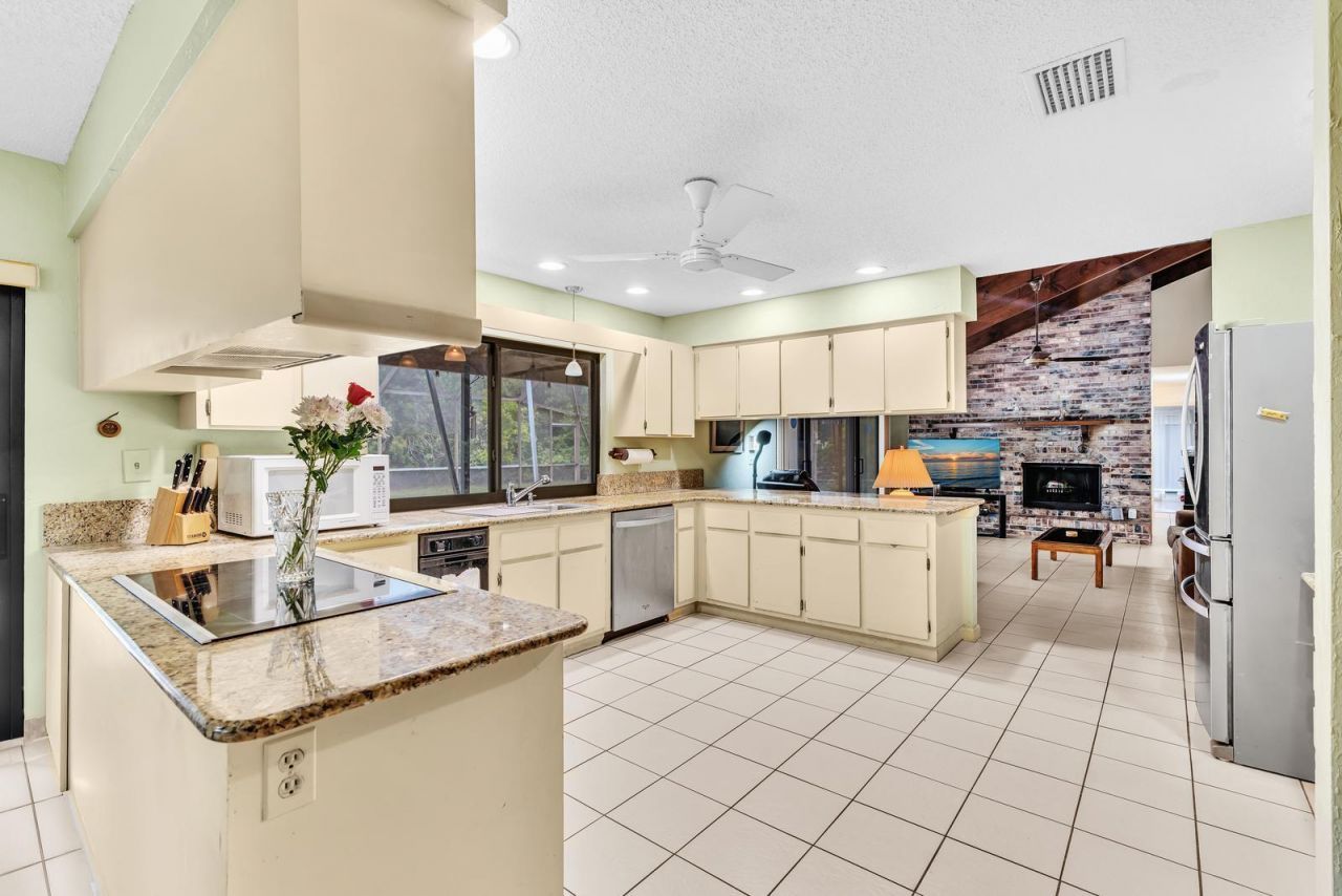175 NW 84th Way, Coral Springs, FL 33071 Photo