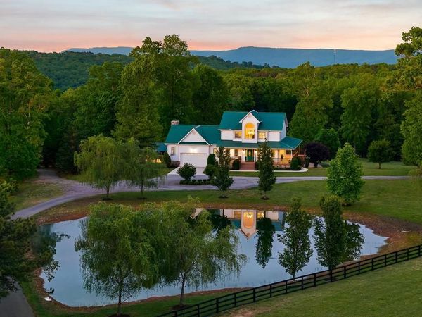 933 John Henry Lewis Rd, Dunlap, TN 37327