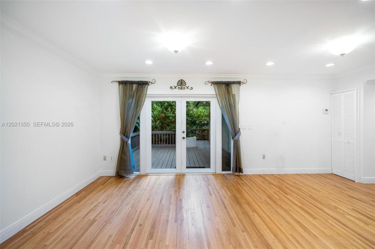 648 Sevilla Ave, Coral Gables, FL 33134 Photo