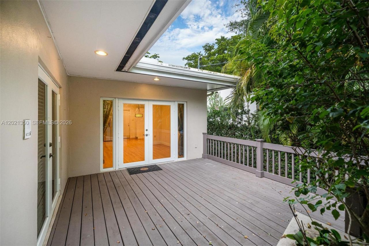 648 Sevilla Ave, Coral Gables, FL 33134 Photo