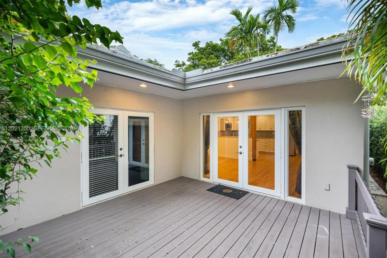 648 Sevilla Ave, Coral Gables, FL 33134 Photo