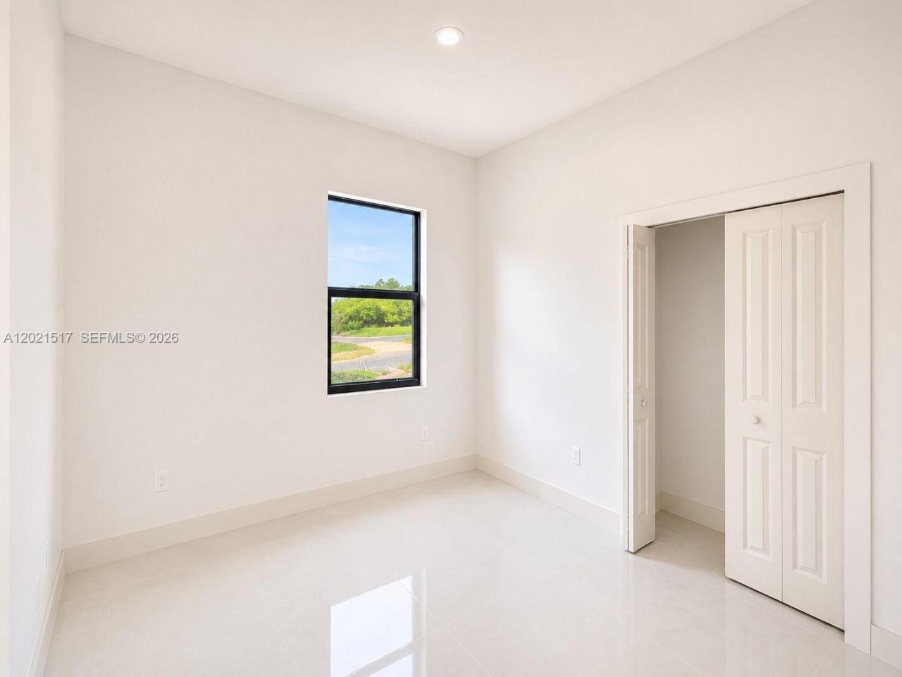 703 Long Island , Lehigh Acres, FL 33974 Photo