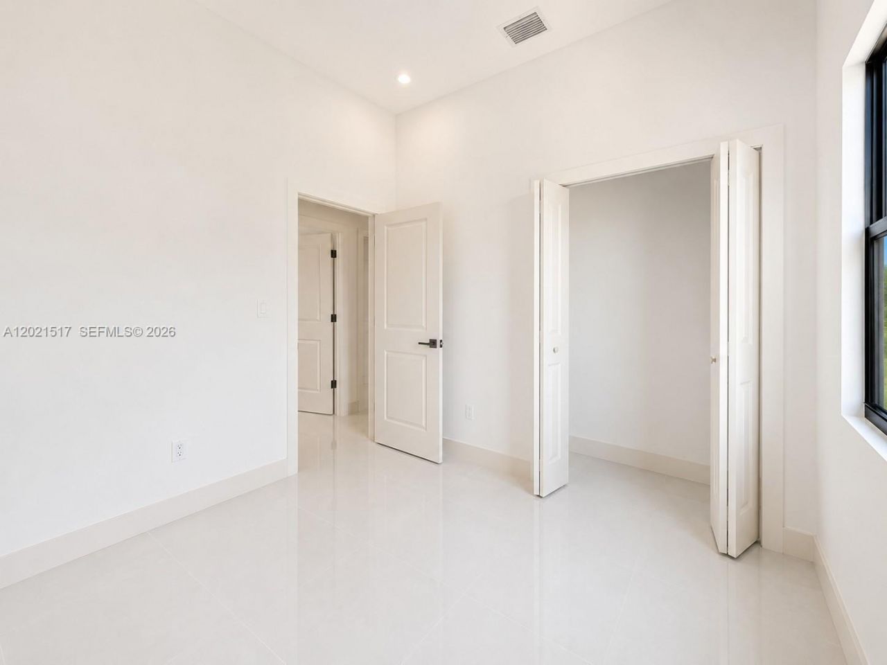 703 Long Island , Lehigh Acres, FL 33974 Photo