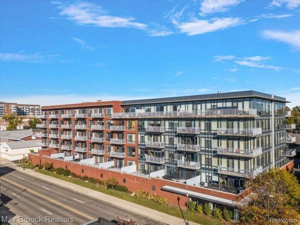 101 Curry Avenue, Royal Oak, MI 48067