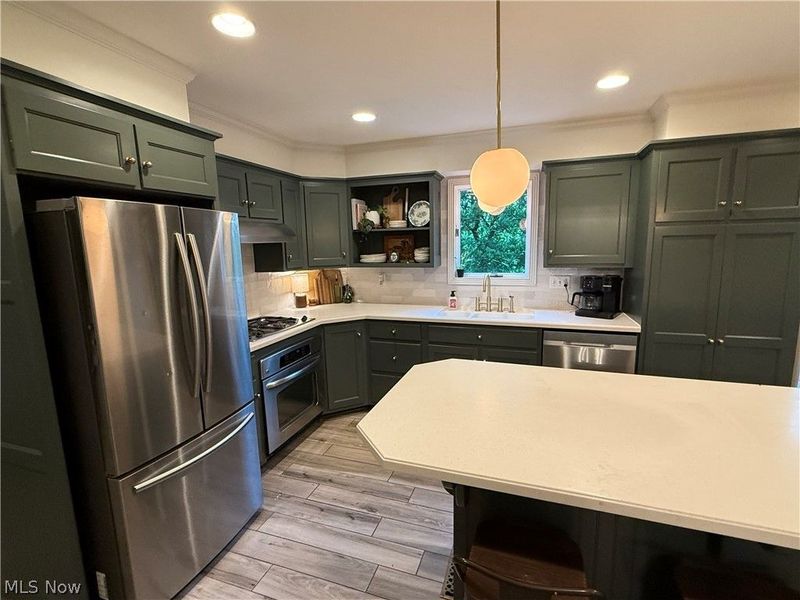2270 Grenchen Drive, Unit 437, Millersburg, OH 44654 Photo 19