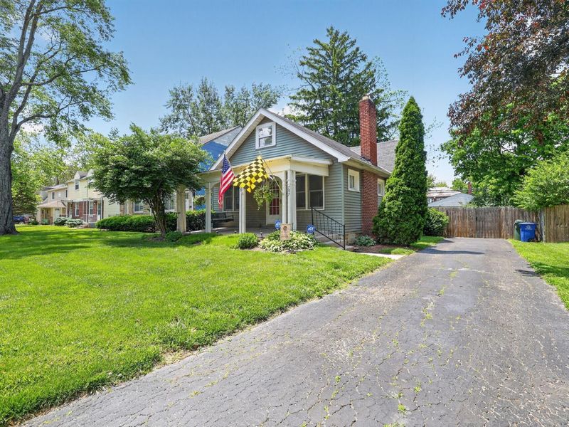 707 S Broadleigh Road, Columbus, OH 43209 Photo 2