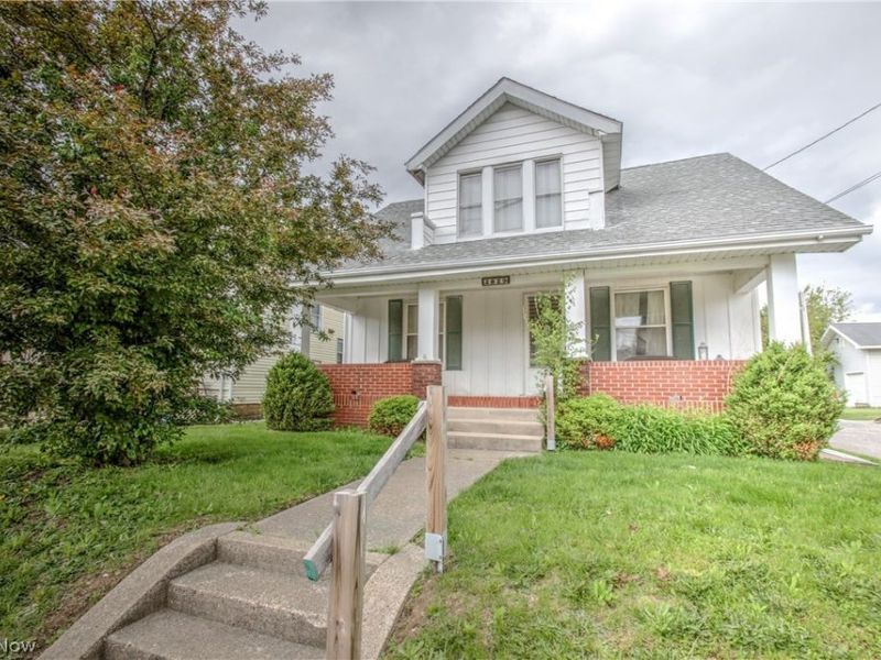 2829 8th Street NW, Canton, OH 44708 Photo 1