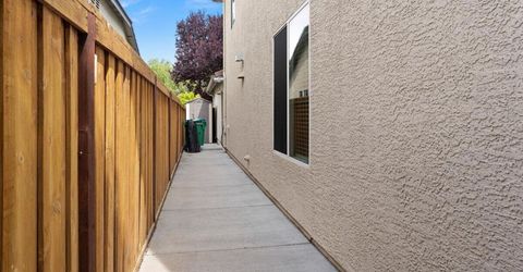 11325 Torino Way, Reno, NV 89521 Photo