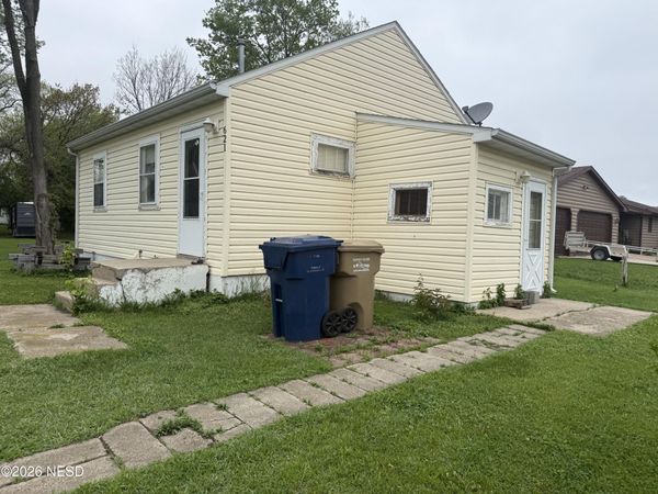 621 A AVENUE NE, Watertown, SD 57201