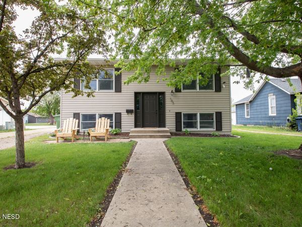 103 8TH STREET NW, Watertown, SD 57201