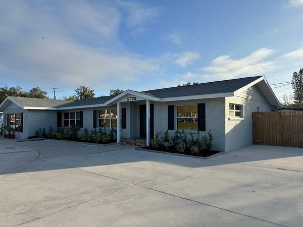 5723 26TH STREET W, BRADENTON, FL 34207