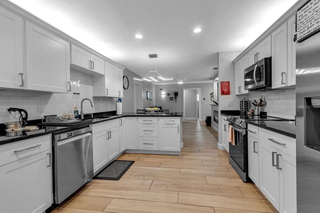 5723 26th Street W, Bradenton, FL 34207 Photo