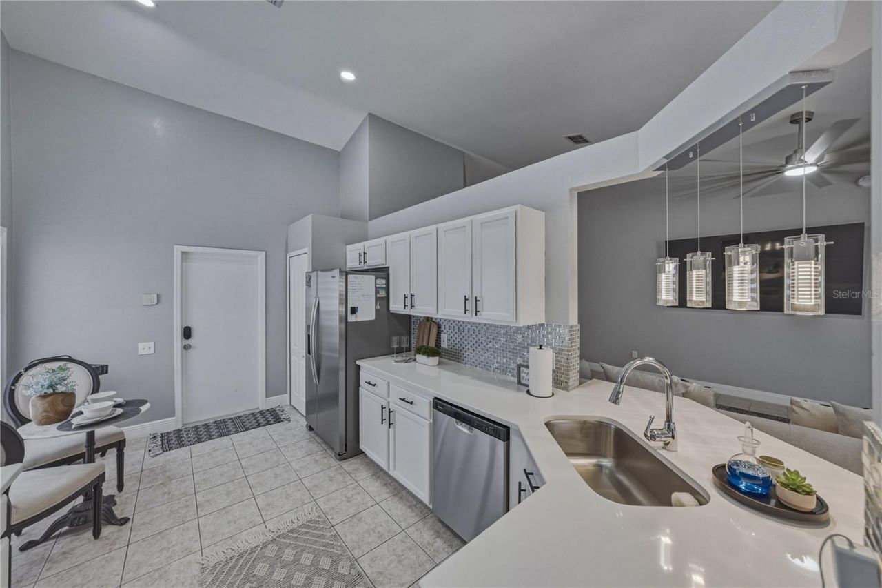 4552 Steel Dust Lane , Lutz, FL 33559 Photo