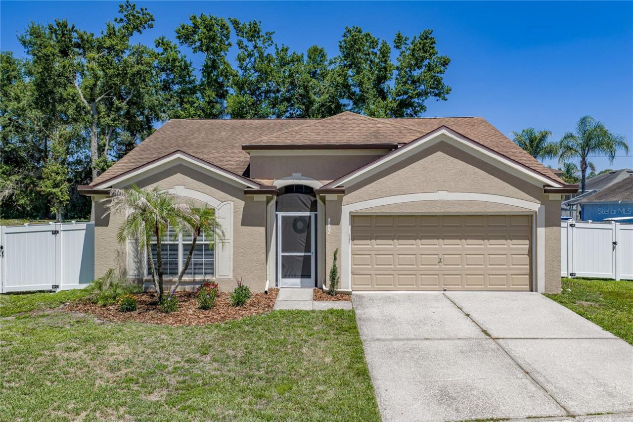 4552 Steel Dust Lane , Lutz, FL 33559 Photo