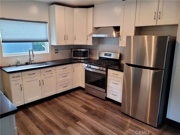 1780 N Summit, Pasadena, CA 91103