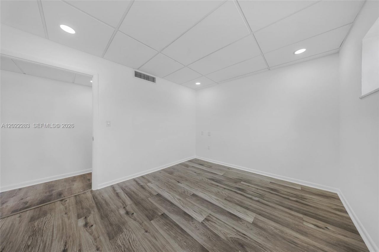 7550 W 2nd Ct , Hialeah, FL 33014 Photo