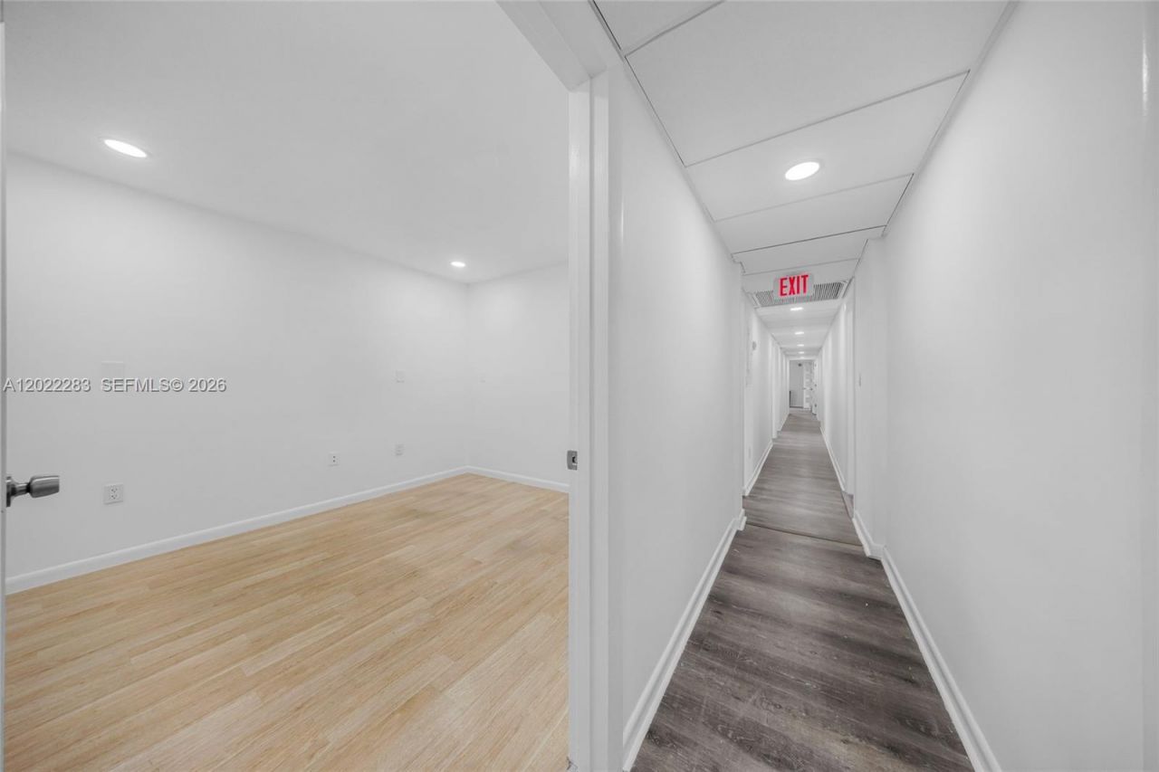 7550 W 2nd Ct , Hialeah, FL 33014 Photo