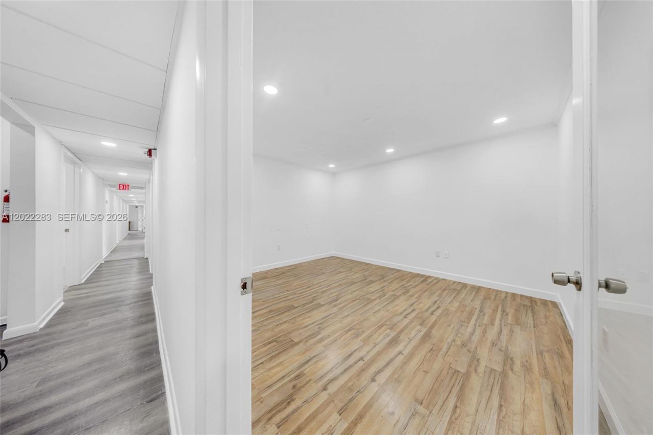 7550 W 2nd Ct , Hialeah, FL 33014 Photo