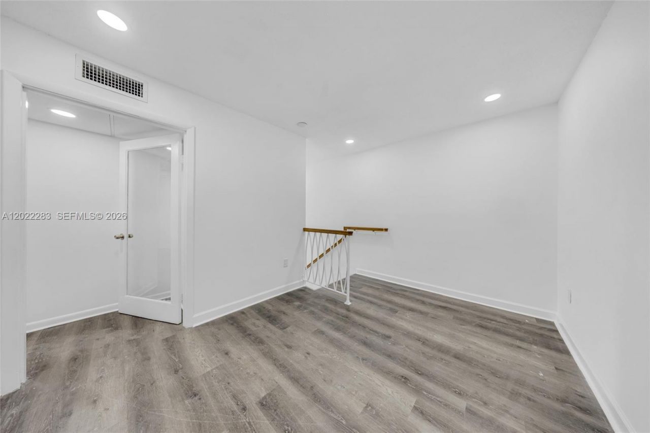 7550 W 2nd Ct , Hialeah, FL 33014 Photo
