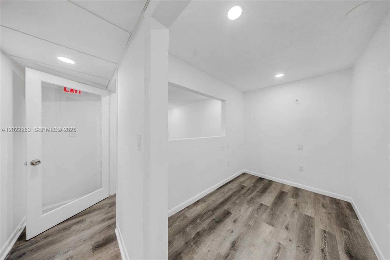 7550 W 2nd Ct , Hialeah, FL 33014 Photo