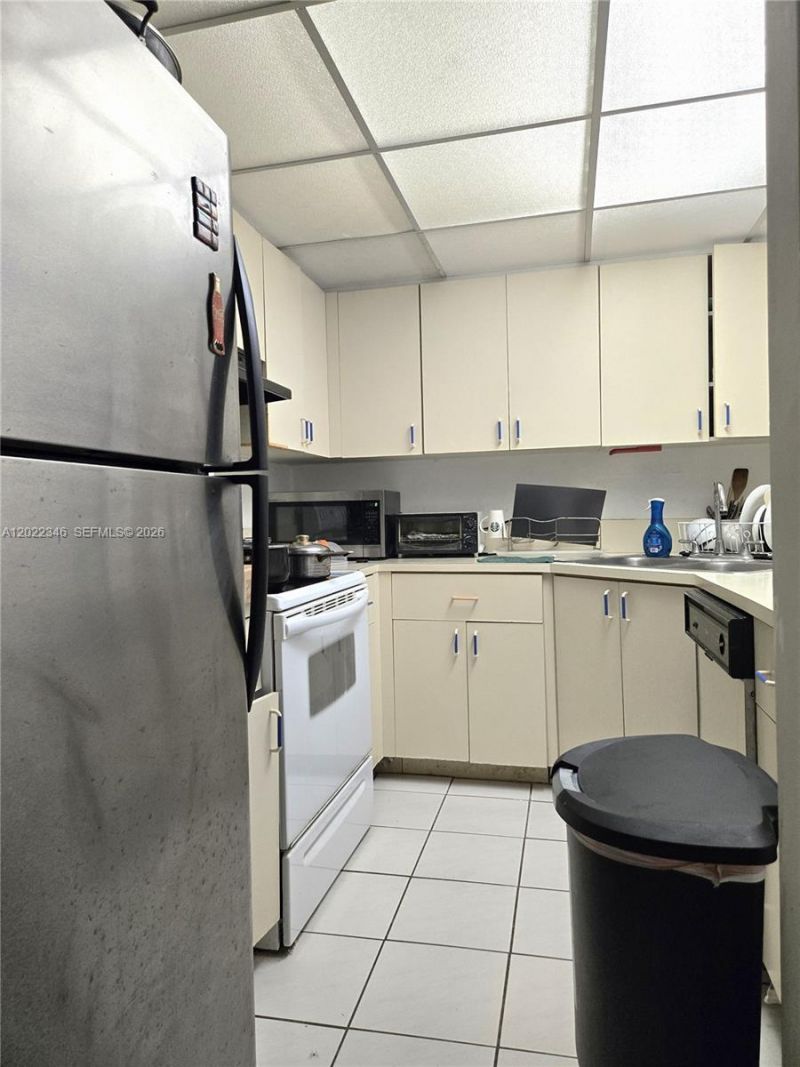 900 SW 104th Ct , Unit B-108, Miami, FL 33174 Photo