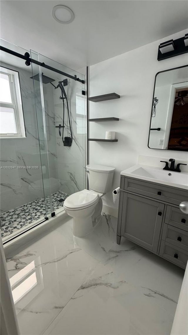 1725 W 60th St, Unit F322, Hialeah, FL 33012 Photo
